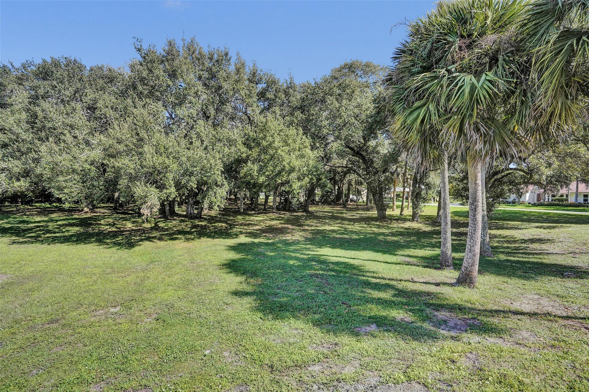OAKMONT - Residential