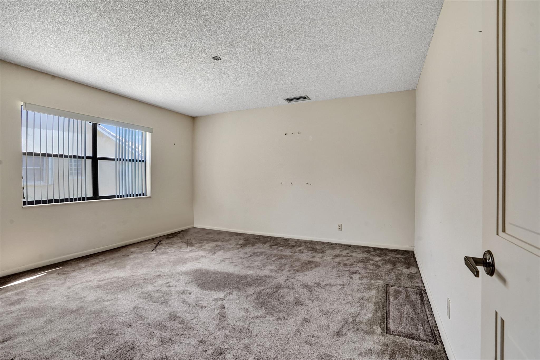 OAKMONT - Residential