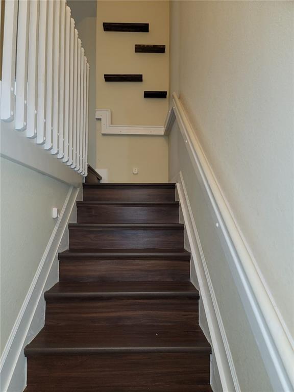 Emerald Creek Townhouse - Residential