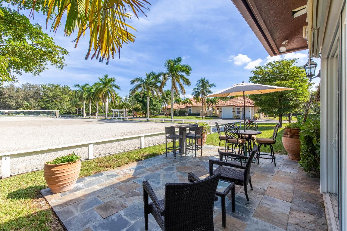 PADDOCK PARK 2 OF WELLINGTON - Land