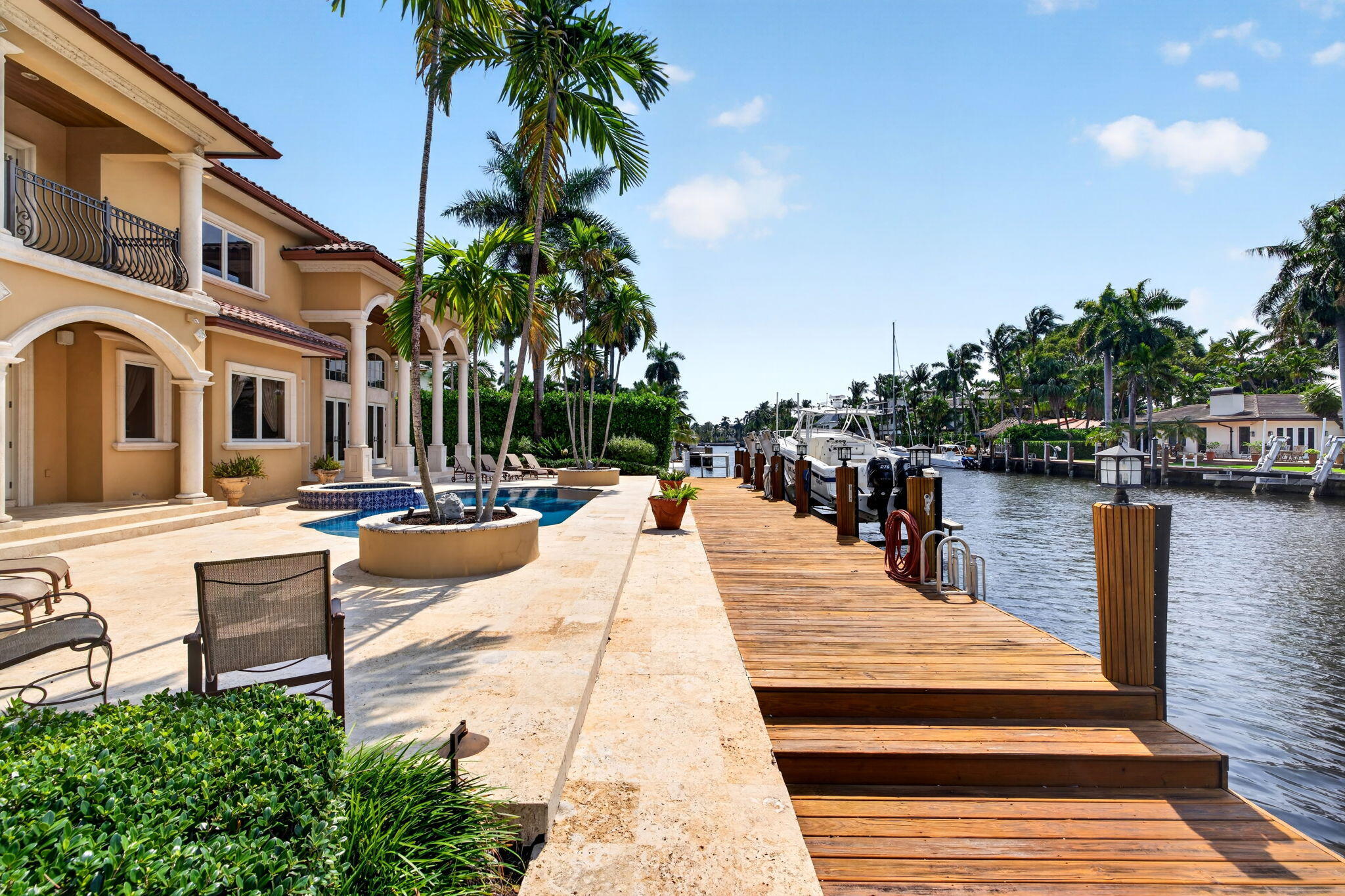 67 ROYAL PALM Drive
