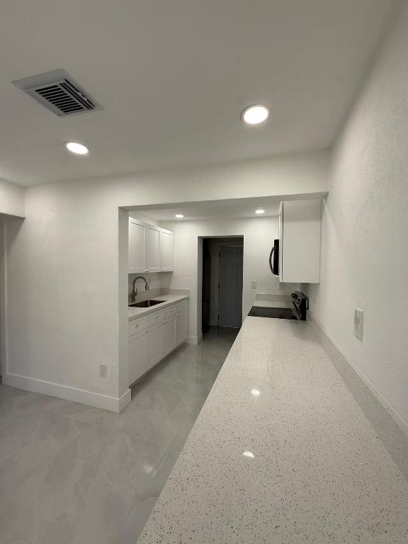 LAKE FOREST SEC ONE - Residential