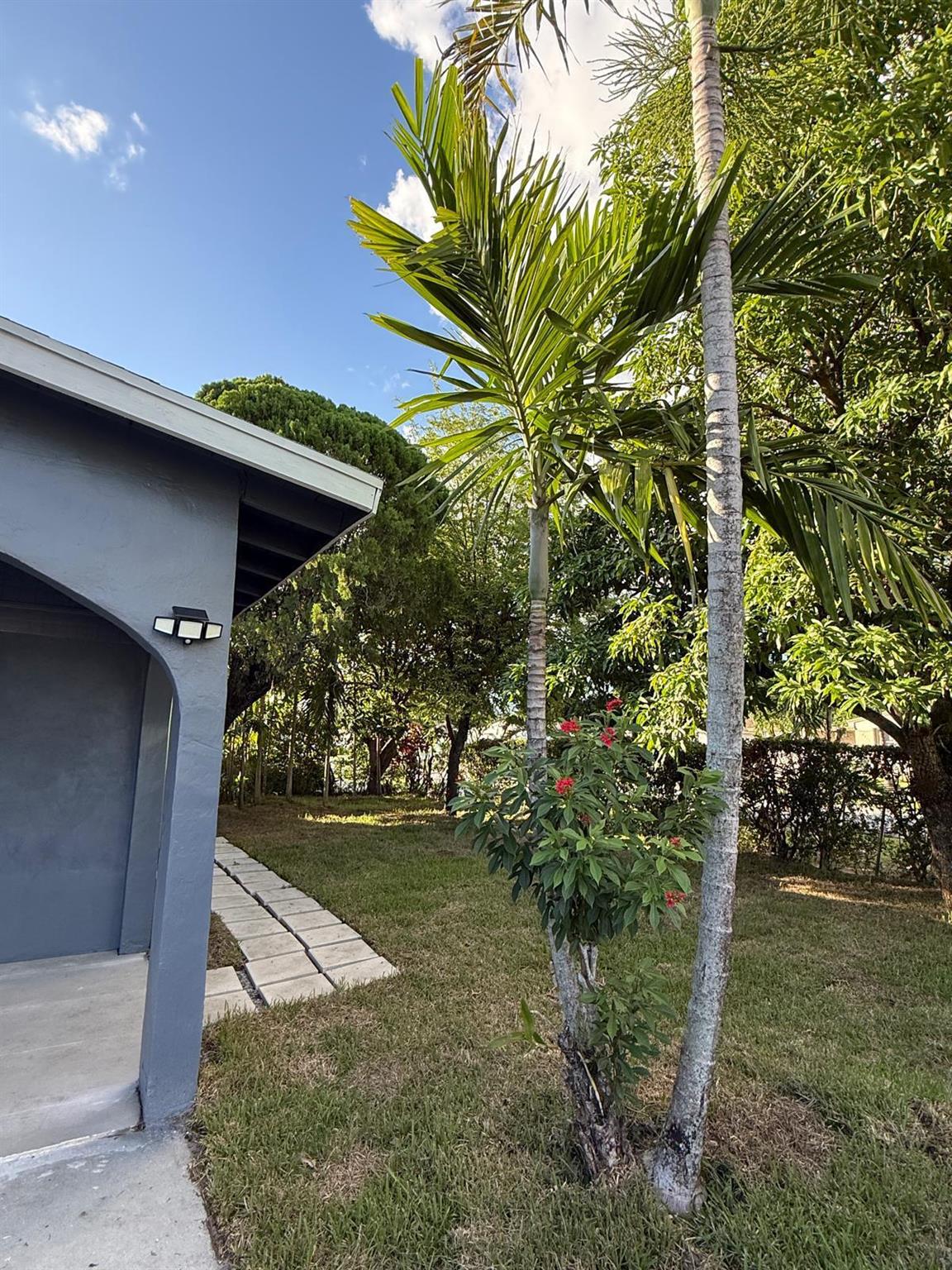 LAKE FOREST SEC ONE - Residential