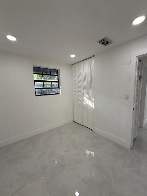 LAKE FOREST SEC ONE - Residential