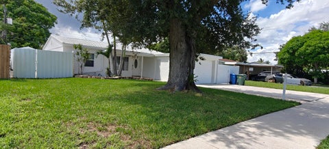 Tiny photo for 5649 NE 5th Terrace, Oakland Park, FL 33334 (MLS # B26073389)