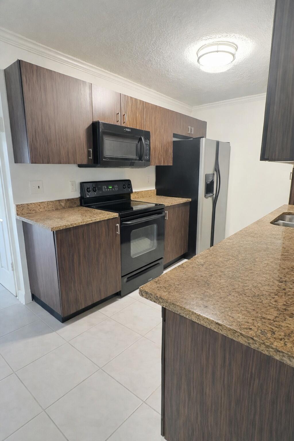 PHEASANT RUN - Residential Lease