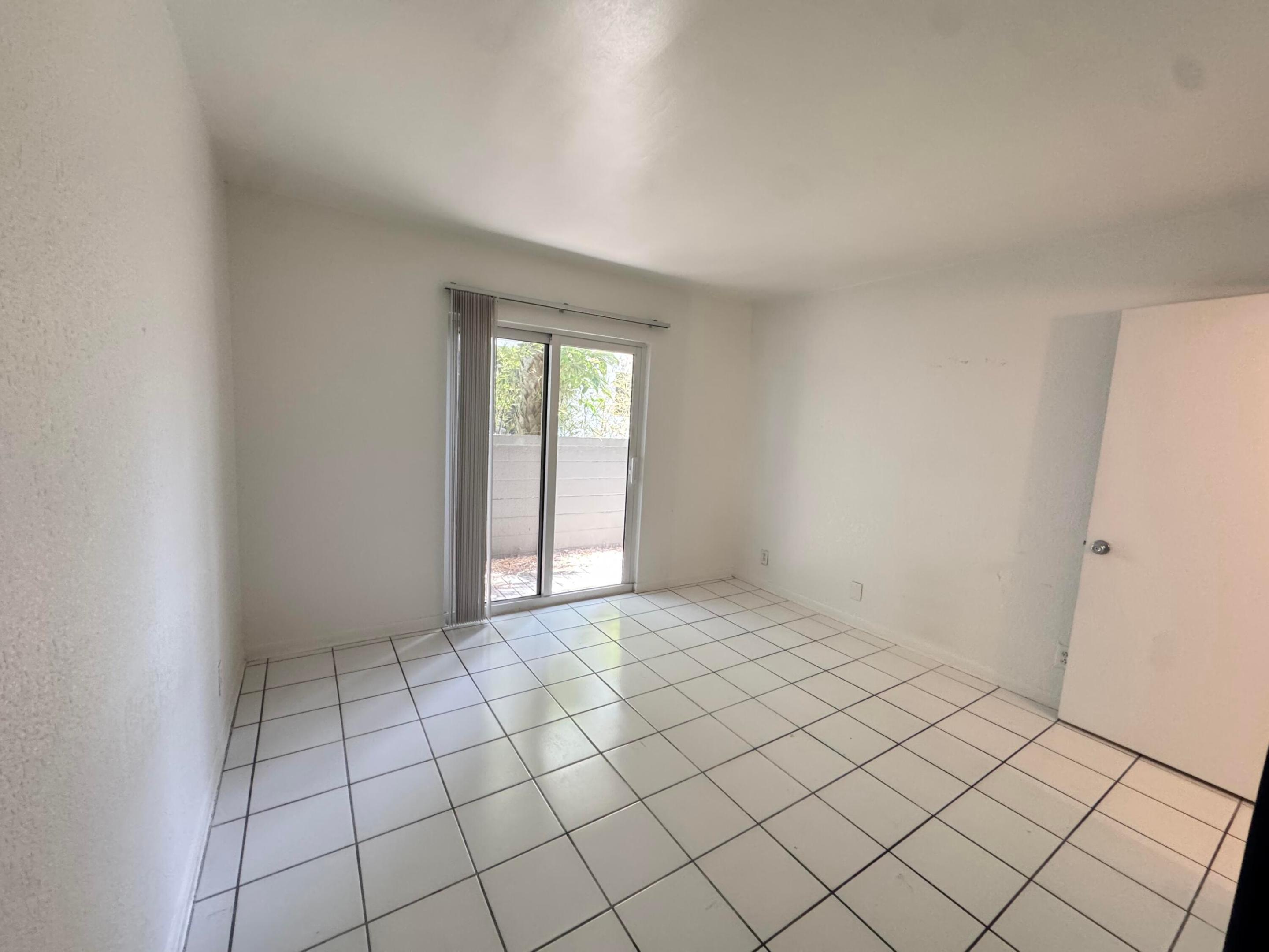 1100 S Lake Drive 9