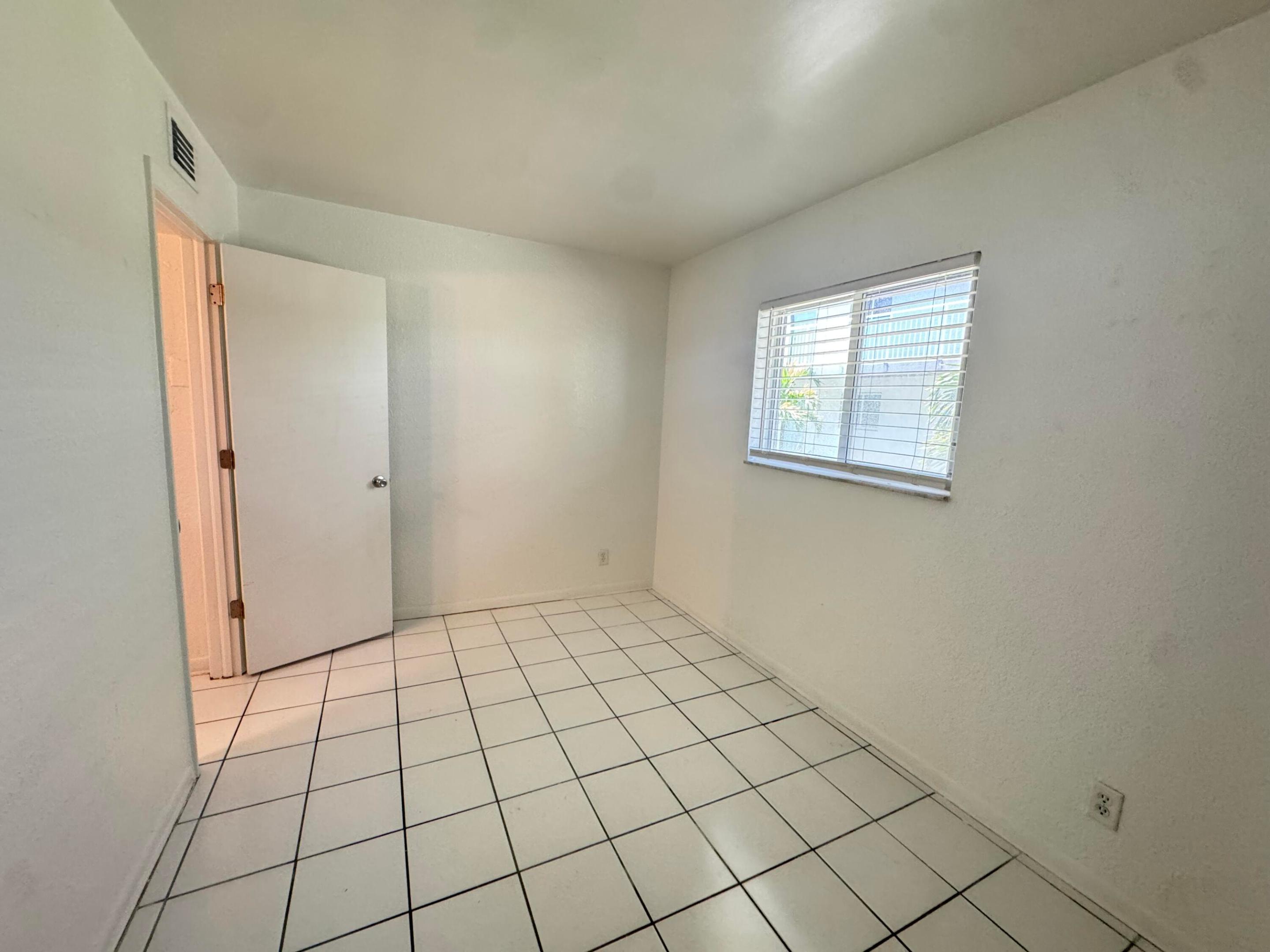 Lantana Cove - Residential Lease
