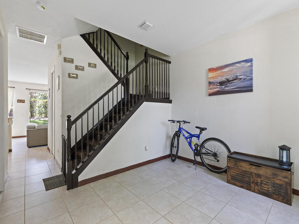 VERONA TRACE SUB & THE VILLAS AT VERONA TRACE - Residential Lease