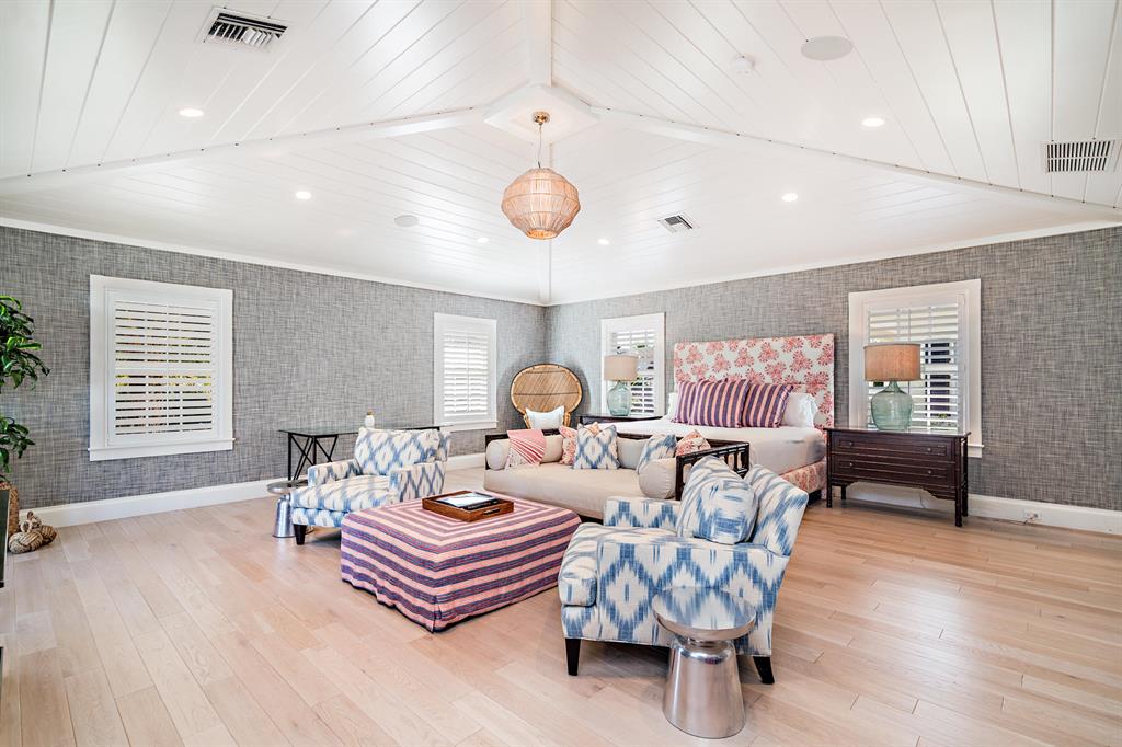 VEST POCKET LAKE WORTH FARMS IN - Residential