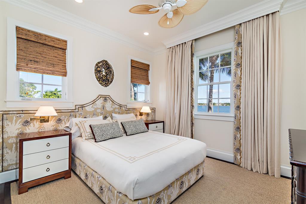 VEST POCKET LAKE WORTH FARMS IN - Residential