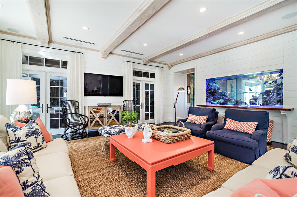 VEST POCKET LAKE WORTH FARMS IN - Residential