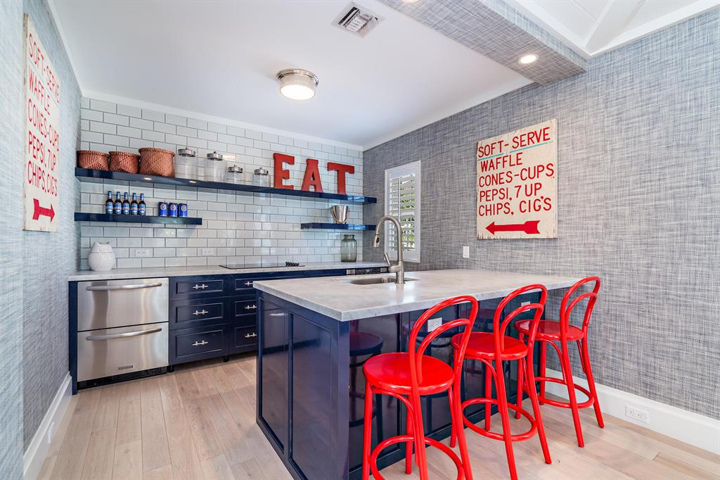 VEST POCKET LAKE WORTH FARMS IN - Residential