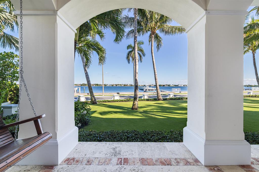 VEST POCKET LAKE WORTH FARMS IN - Residential