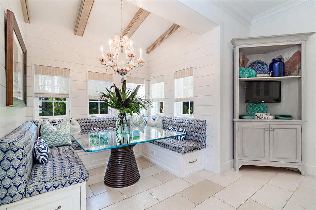 VEST POCKET LAKE WORTH FARMS IN - Residential