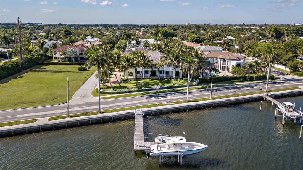 VEST POCKET LAKE WORTH FARMS IN - Residential