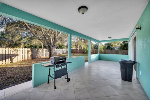 A home in Port St Lucie