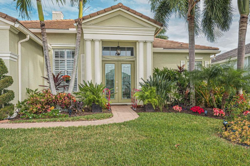 Photo of 327 SW Lake Forest Way, Port Saint Lucie, FL 34986 (MLS # R10942293)