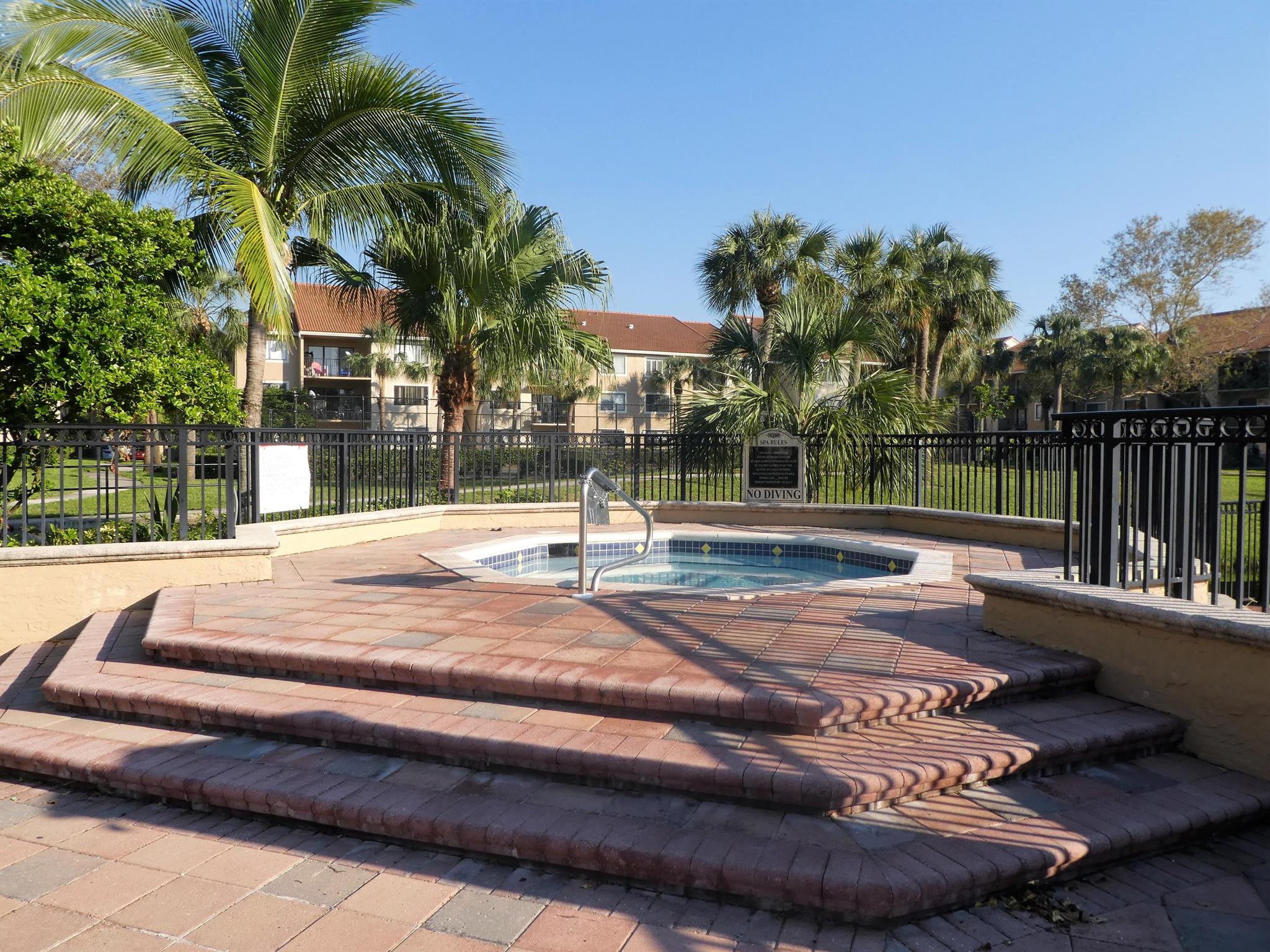 VISCONTI CONDO - Residential Lease