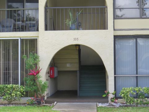 HOME MAX REALTY INTERNATIONAL LUXURY REAL ESTATE BLOG 335 Pine Ridge Circle D-1 Greenacres FL 33463