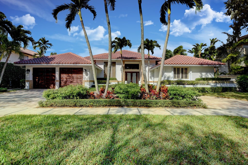 Photo of 3205 Harrington Drive, Boca Raton, FL 33496 (MLS # B26077699)