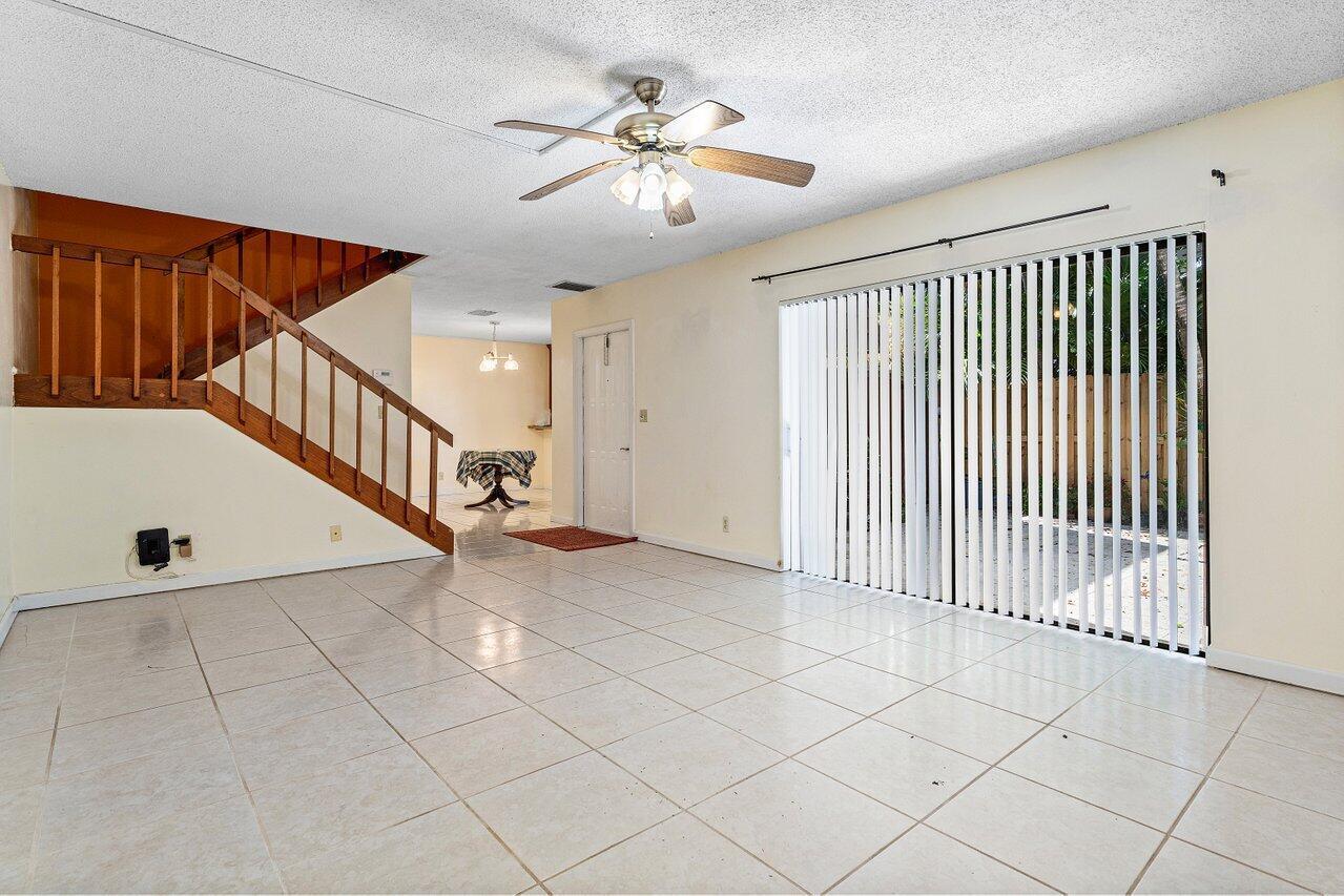 853 Springdale Circle