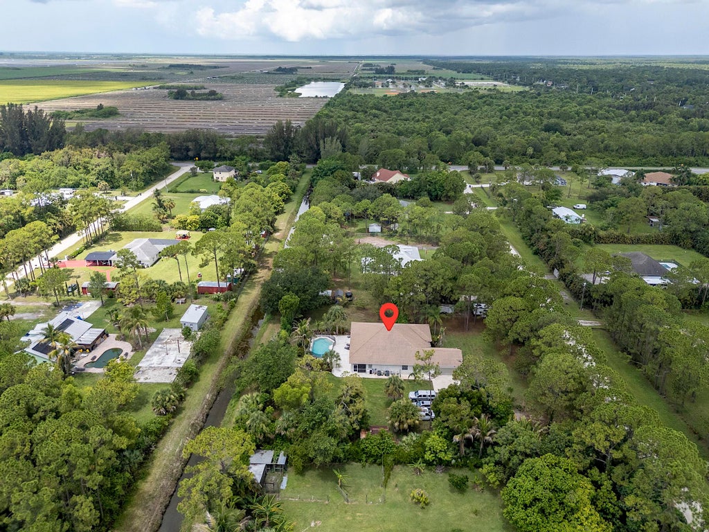 Photo of 17854 88TH Road N, The Acreage, FL 33470 (MLS # B26056597)