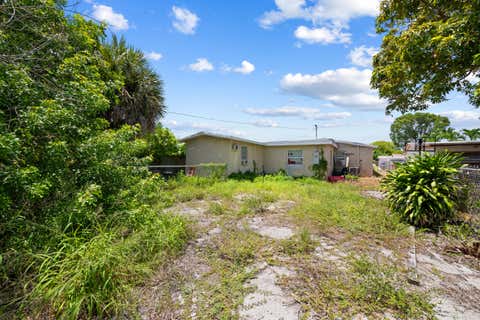 Tiny photo for 242 SW 3RD Street, Deerfield Beach, FL 33441 (MLS # B26053879)