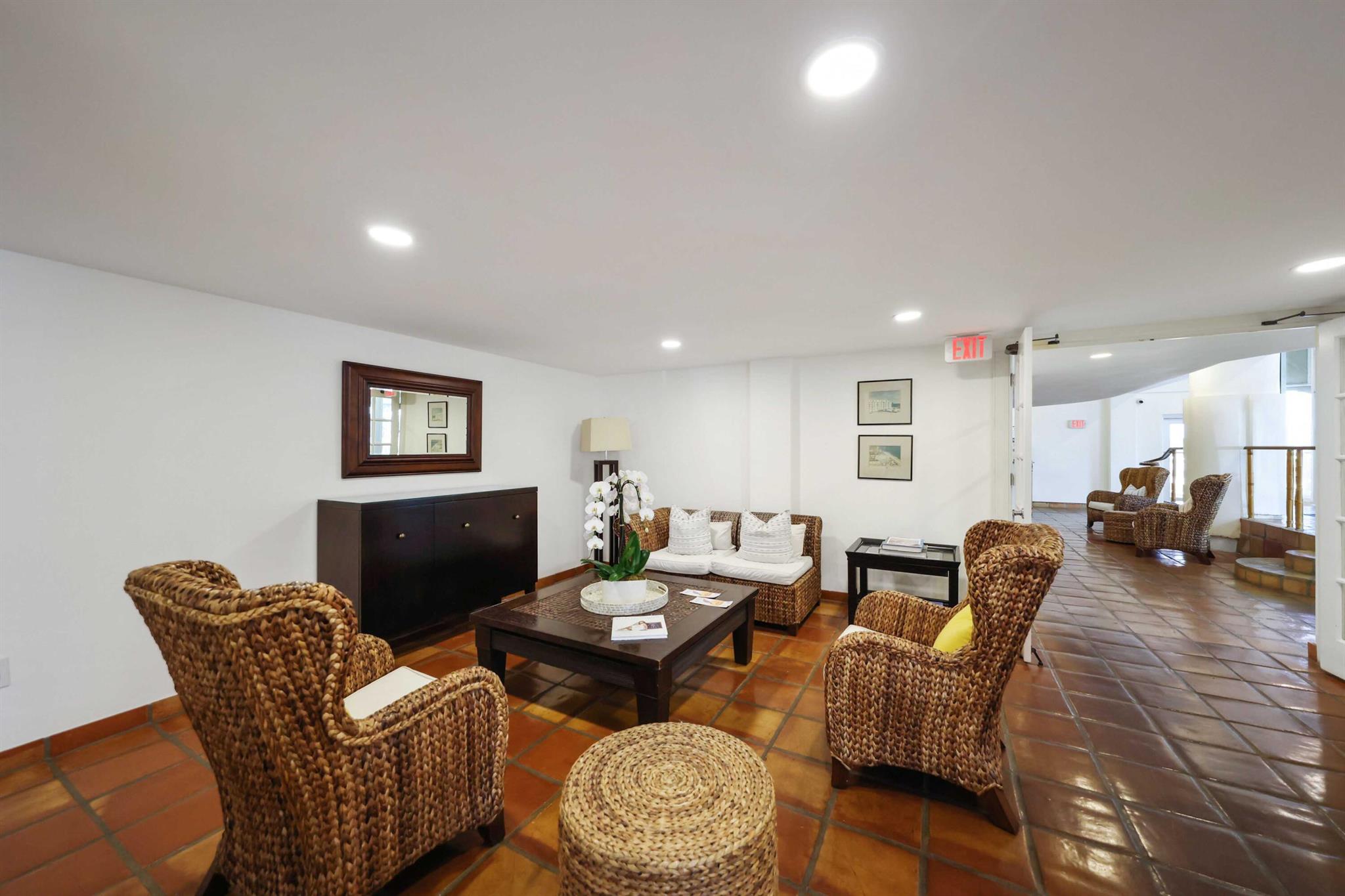 OCEAN TOWERS SOUTH CONDO - Residential Lease