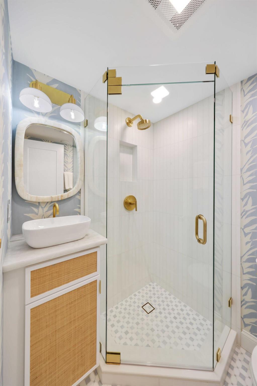 OCEAN TOWERS SOUTH CONDO - Residential Lease