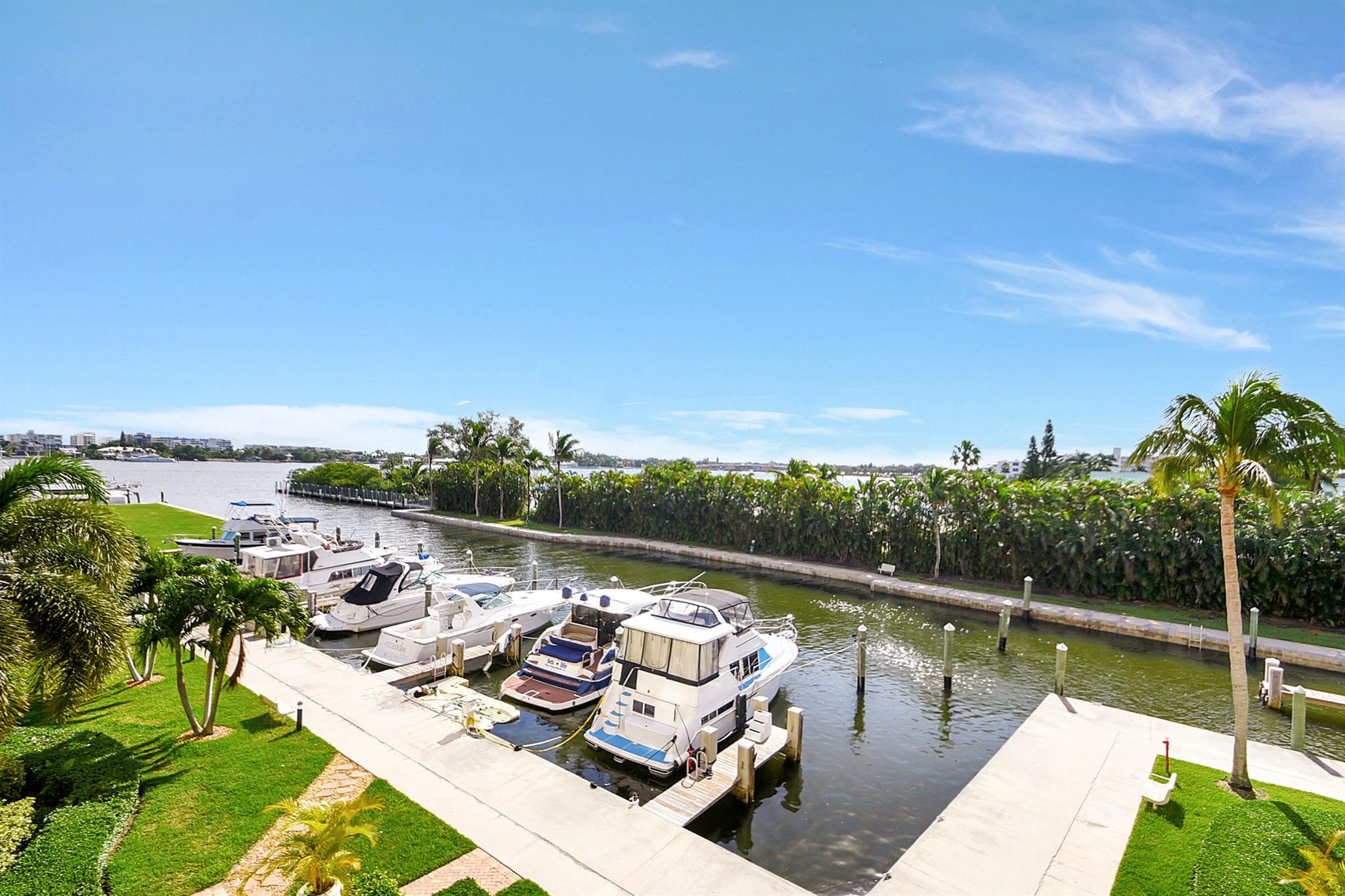 MOORINGS - Residential Lease