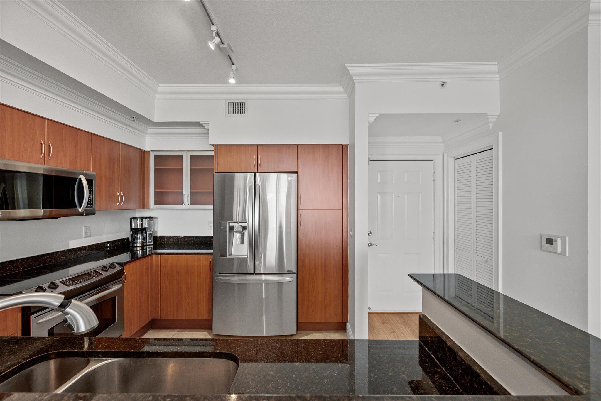 MOORINGS - Residential Lease