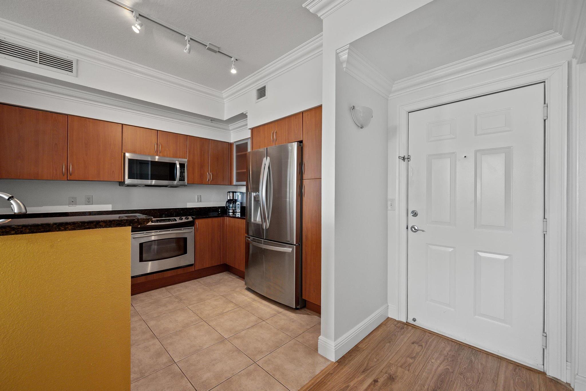 MOORINGS - Residential Lease