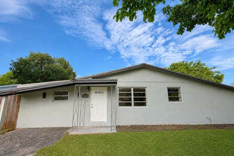 Photo of 1980 SW 66TH Avenue, North Lauderdale, FL 33068 (MLS # B26064877)