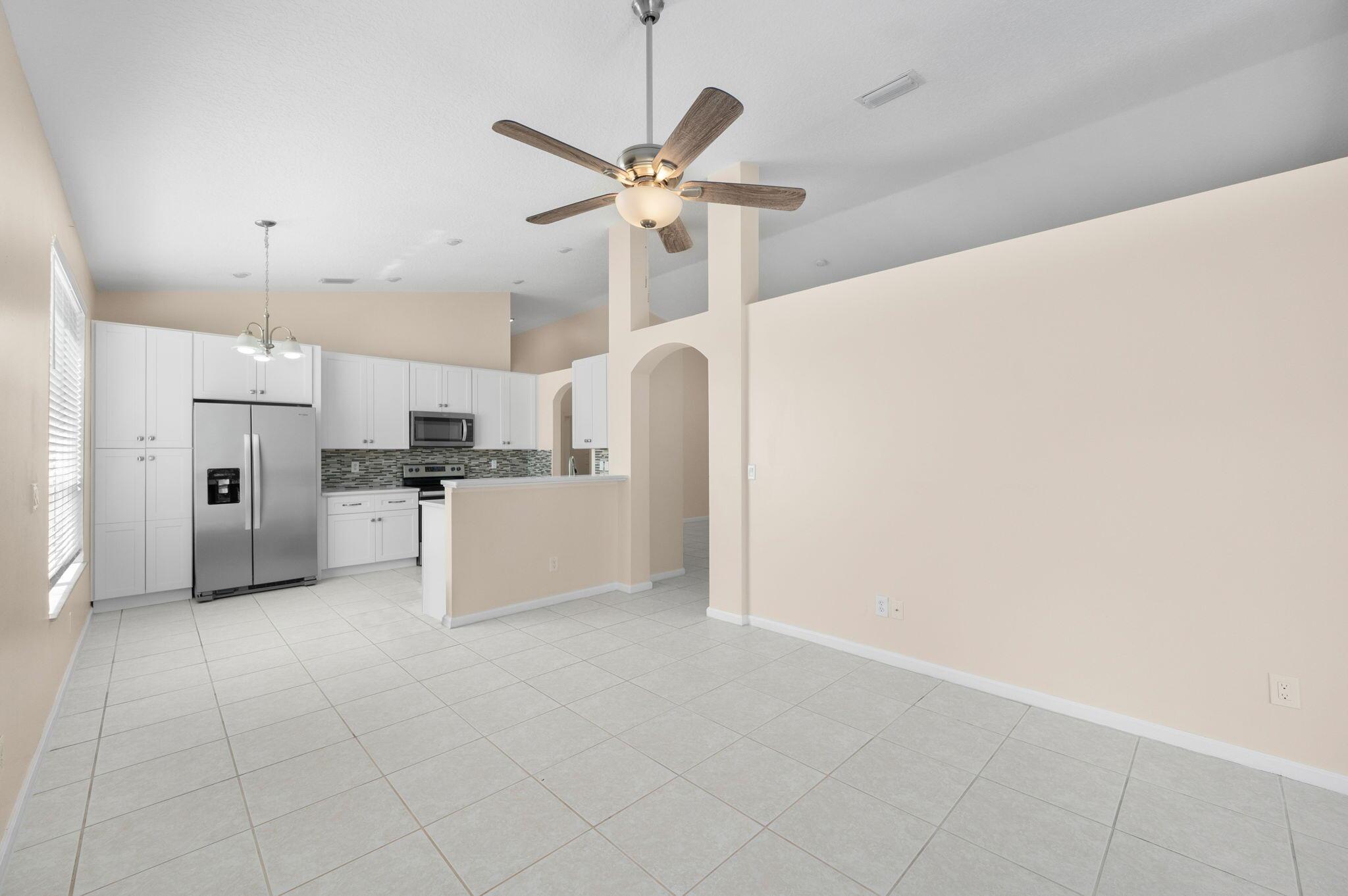 SUMMERFIELD - Residential Lease