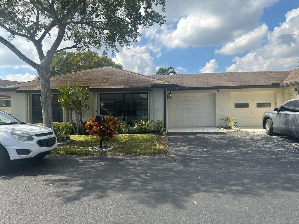 Photo of 4763 Storkwood Terrace, Boynton Beach, FL 33436 (MLS # F10551928)