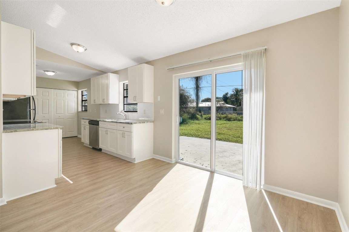 PORT ST LUCIE SECTION 27 - Residential