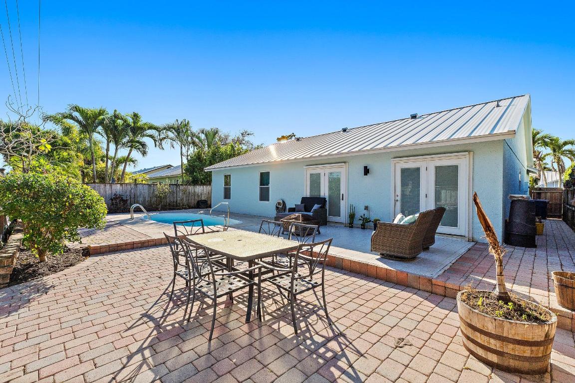 162 Greentree Circle