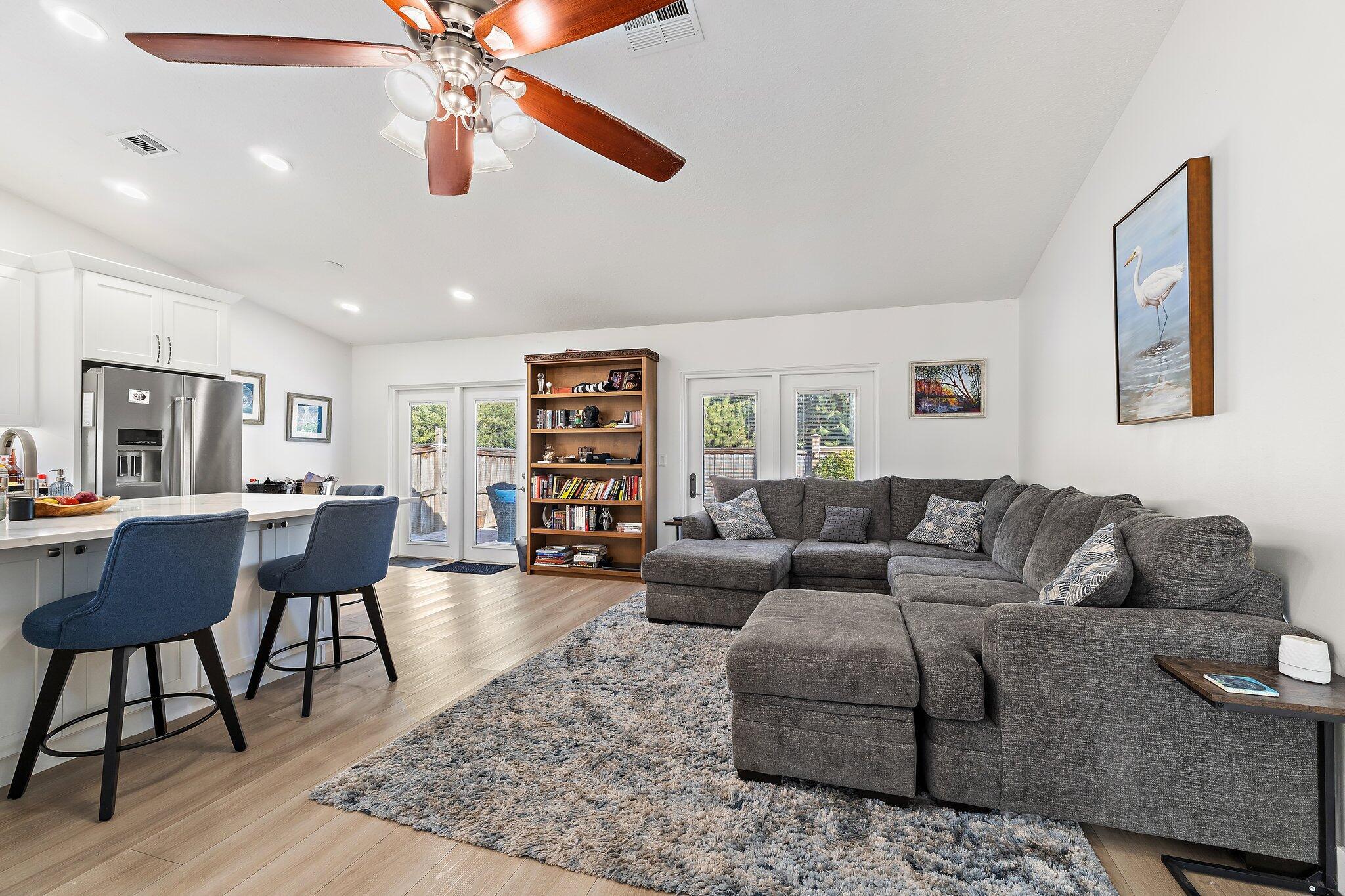 JUPITER VILLAGE PH IX - Residential