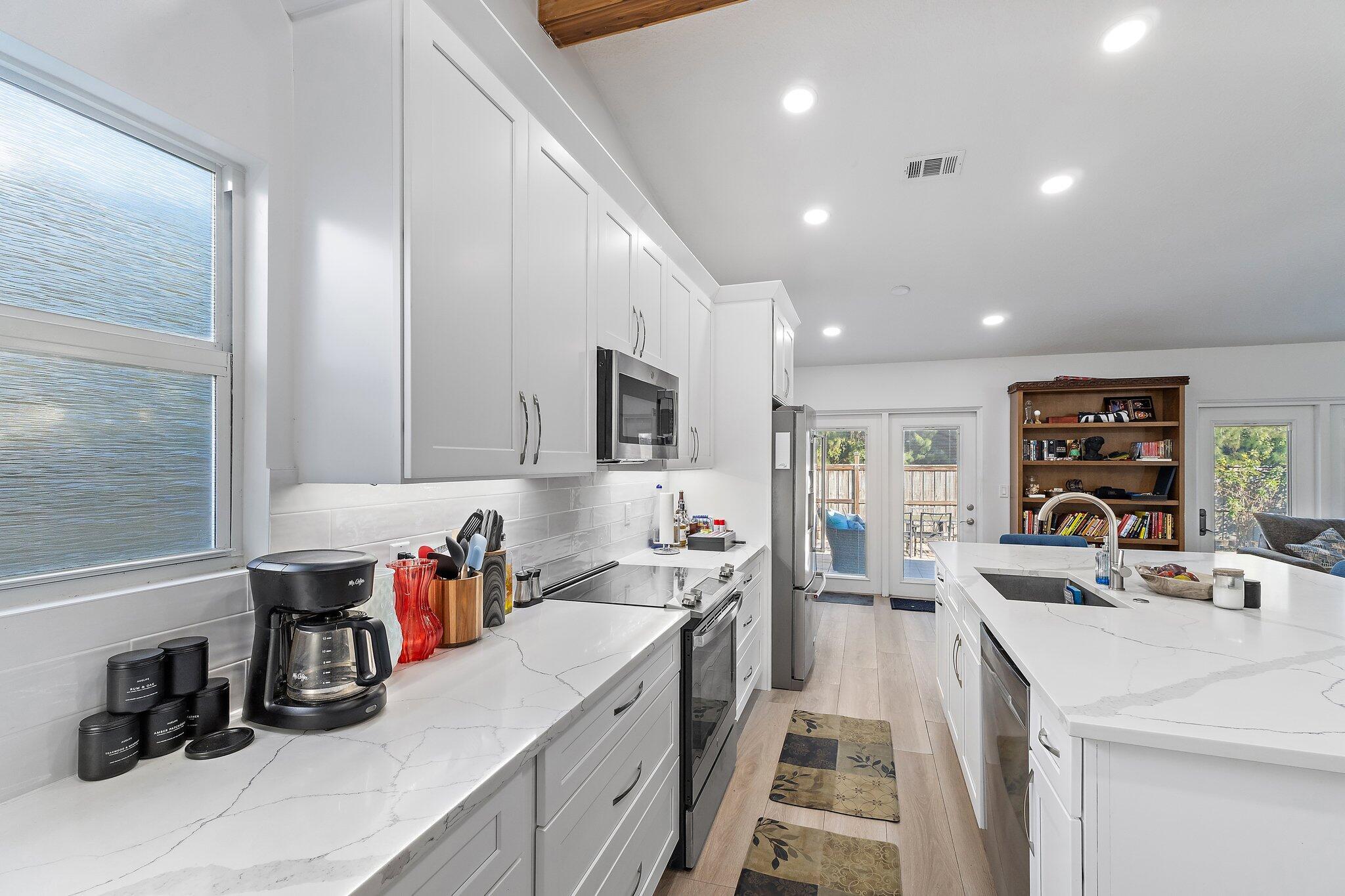 JUPITER VILLAGE PH IX - Residential