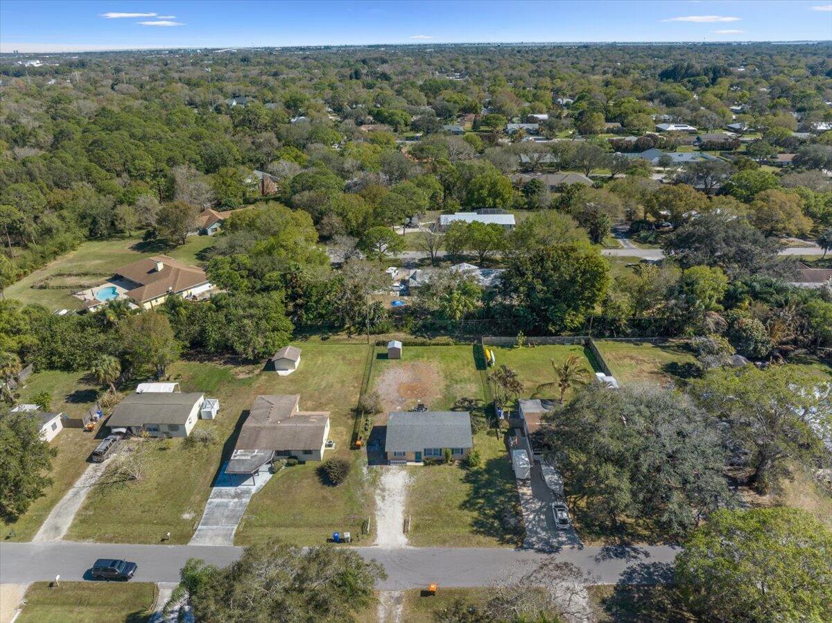 GREENWOOD VILLAGE SUB UNIT ONE - Residential