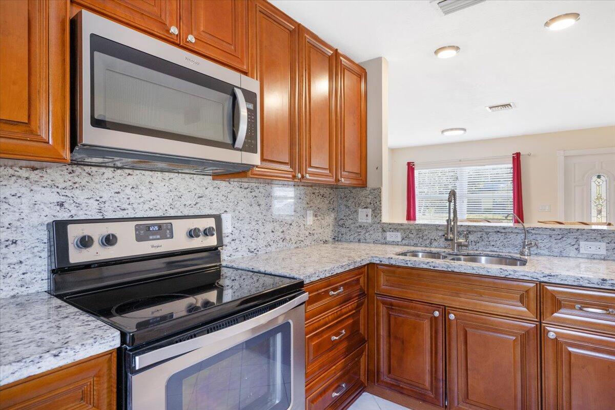 GREENWOOD VILLAGE SUB UNIT ONE - Residential