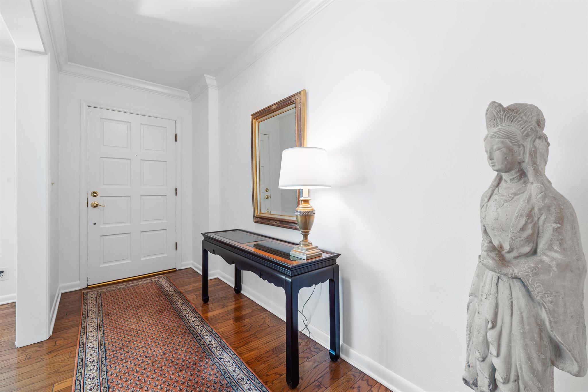 YACHT CLUB ADDITION TO VI - Residential Lease