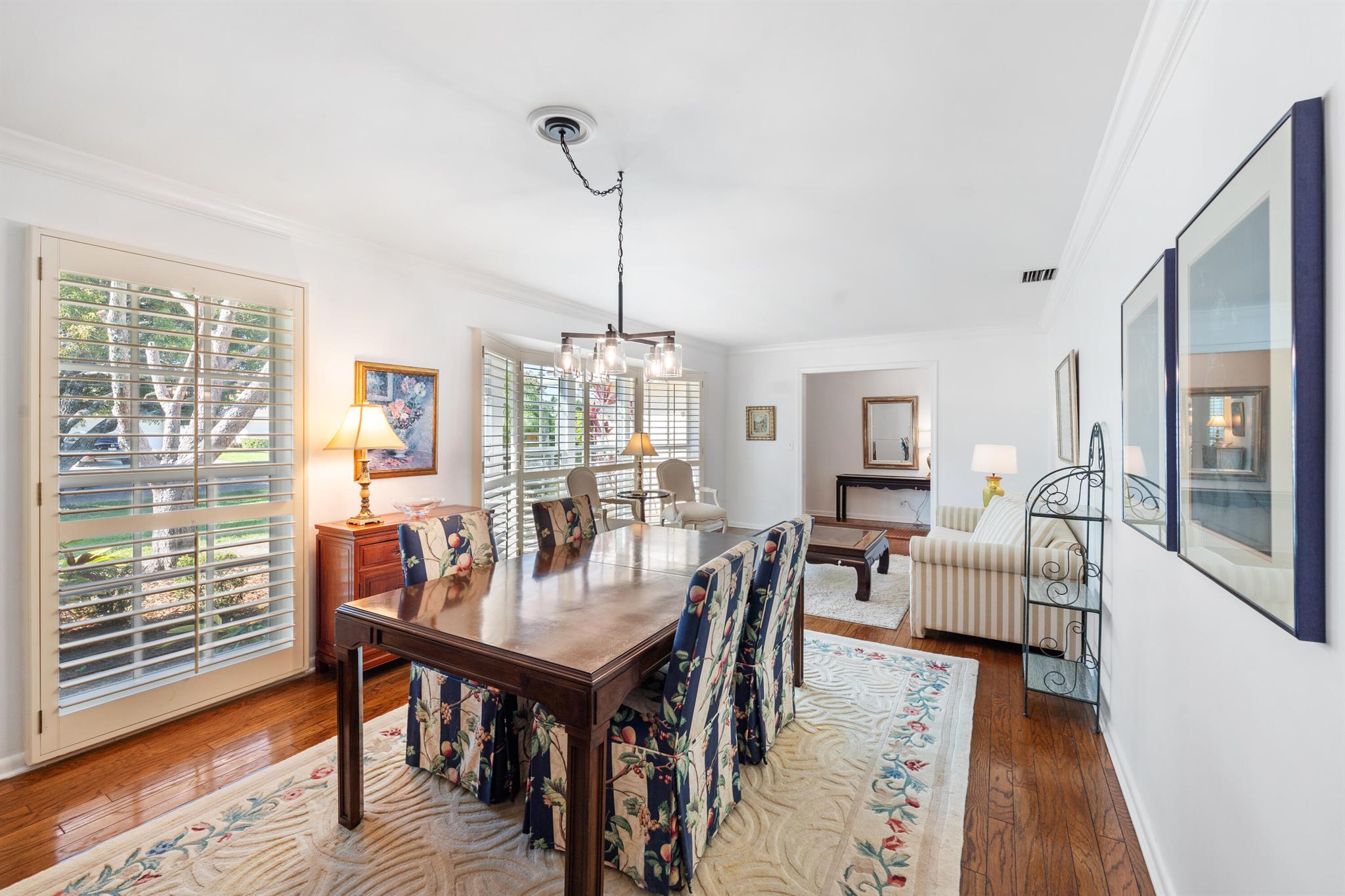 YACHT CLUB ADDITION TO VI - Residential Lease