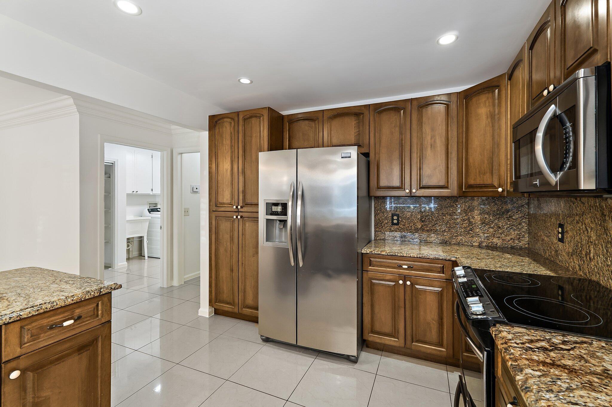 ANCHORAGE POINT - Residential Lease