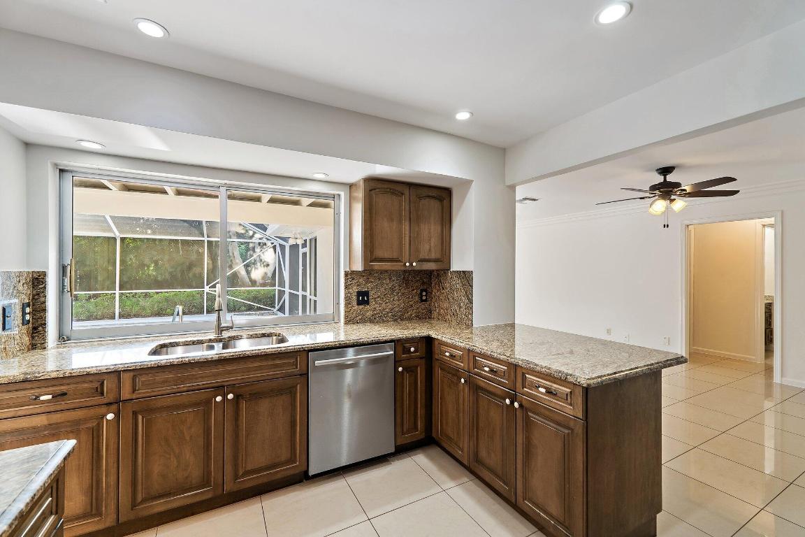 ANCHORAGE POINT - Residential Lease