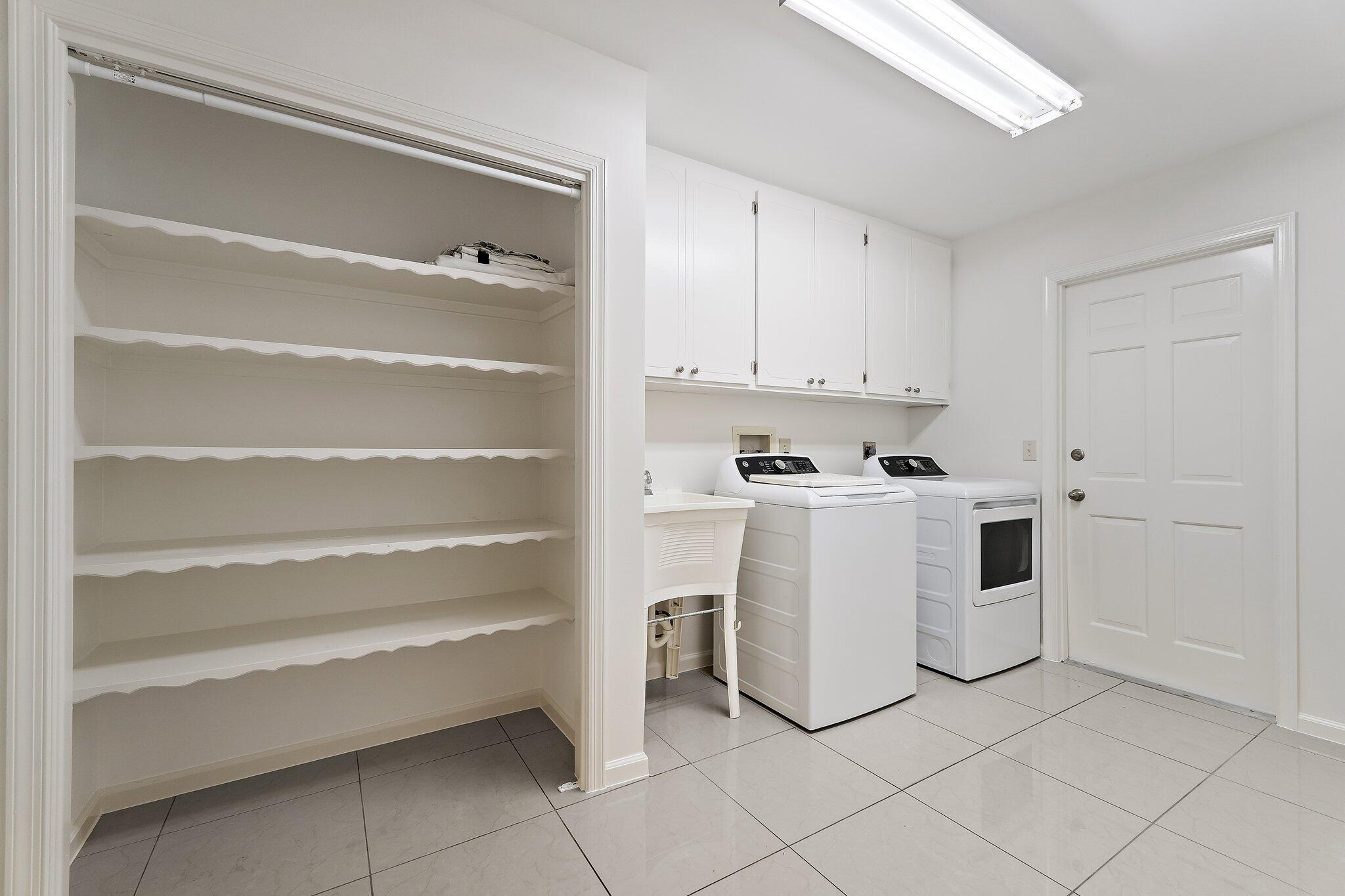 ANCHORAGE POINT - Residential Lease