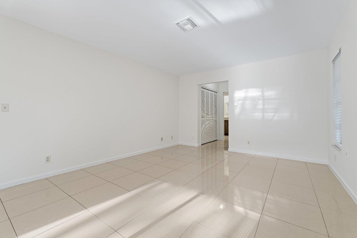 ANCHORAGE POINT - Residential Lease