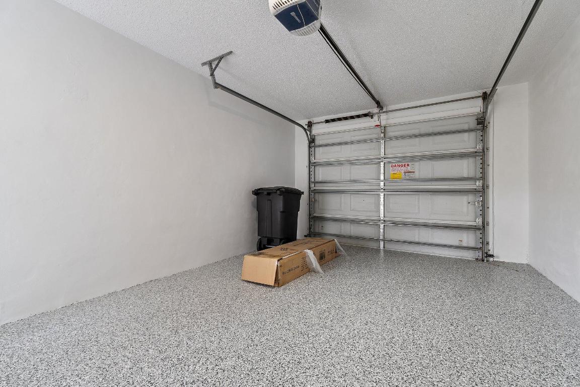 PGA PATIO HOMES - Residential Lease