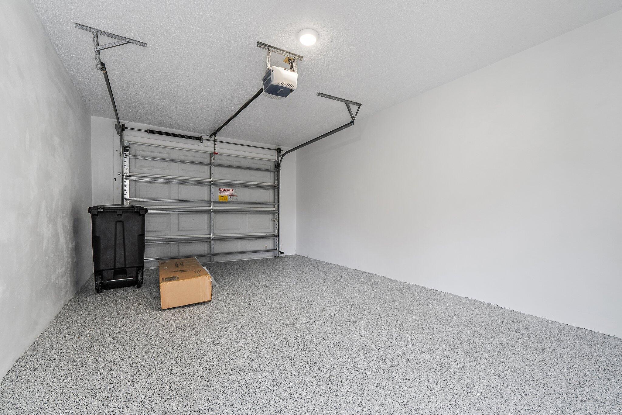 PGA PATIO HOMES - Residential Lease